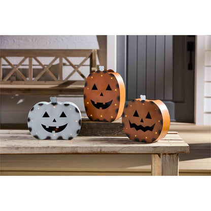 Light-Up Jack-O-Lanterns