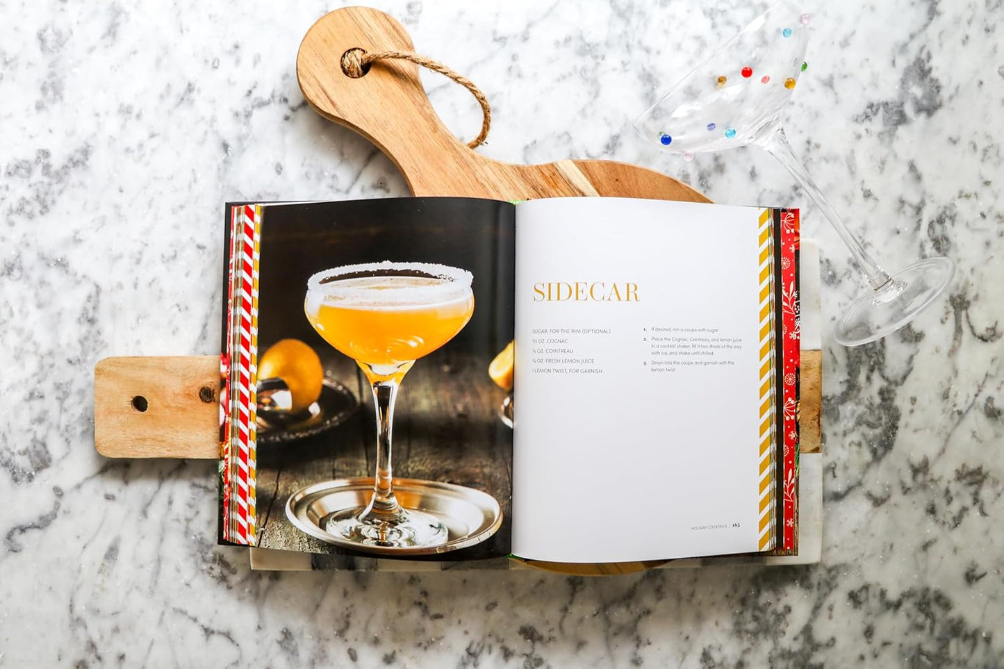 Holiday Cocktails: Over 100 Simple Cocktails to Celebrate the Season