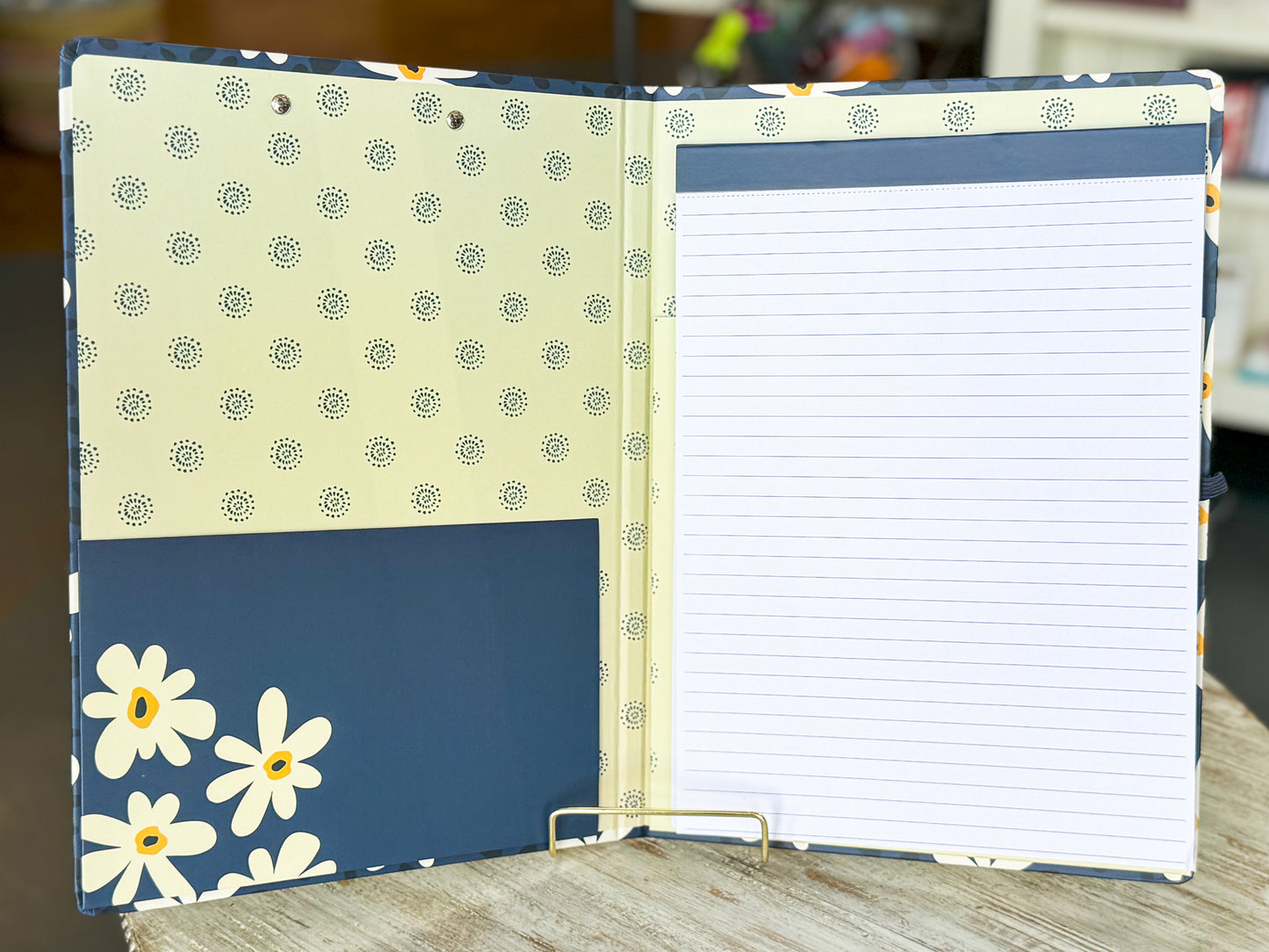 Clipboard Folio | Leopard Daisy