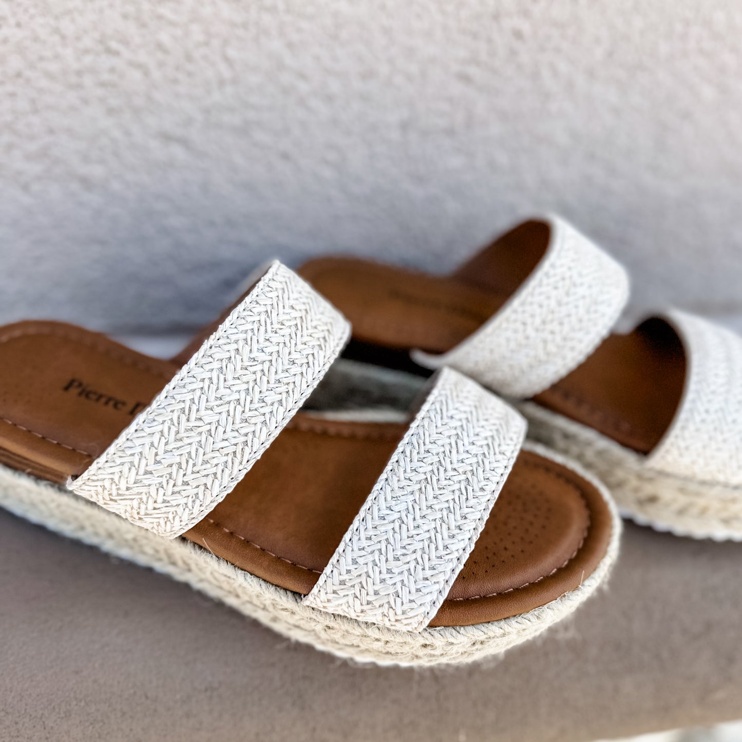 Maggie Sandal | Natural