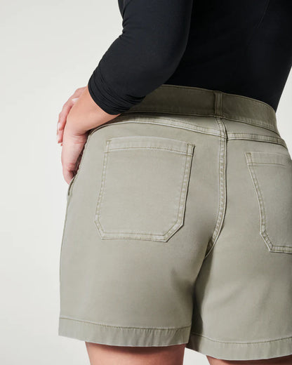 Spanx Twill Shorts 6" | Olive Oil