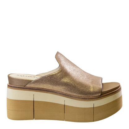 Flow Wedge Sandal | Gold