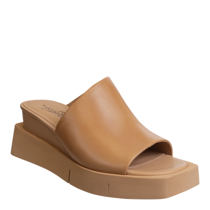 Infinity Wedge Sandal | Camel