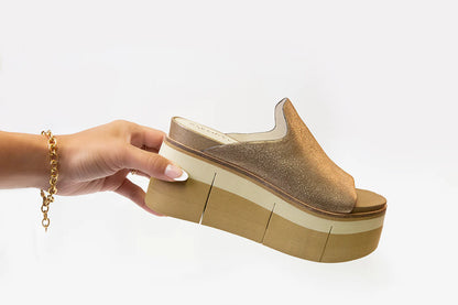 Flow Wedge Sandal | Gold